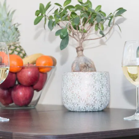 Elizabeth Cozy Close To The * Chania (Crete)