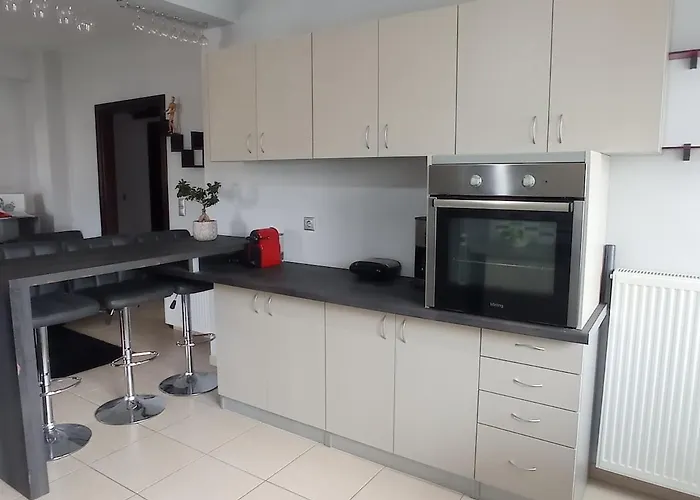 Elizabeth Cozy Close To The Apartment